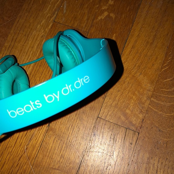 beats headphones - Picture 2 of 2